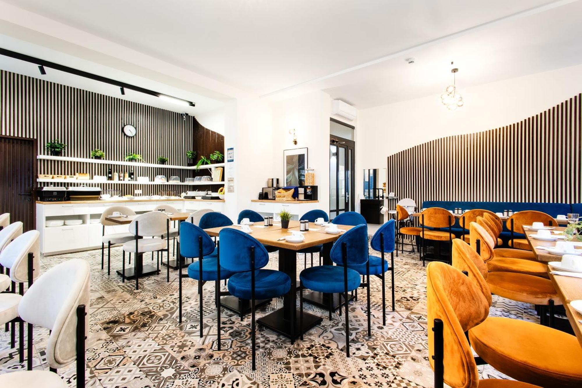 Resonanz Hotel 3*
