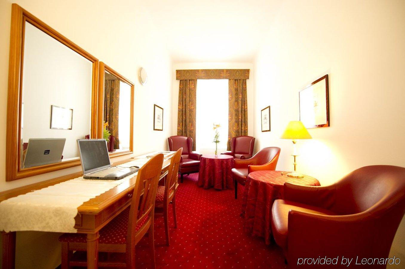 Resonanz Hotel 3*
